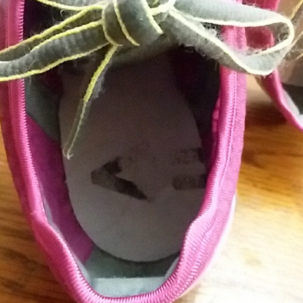 New Balance MINIMUS Women's Shoes, Size 7.5, Magenta EUC - Picture 5 of 7